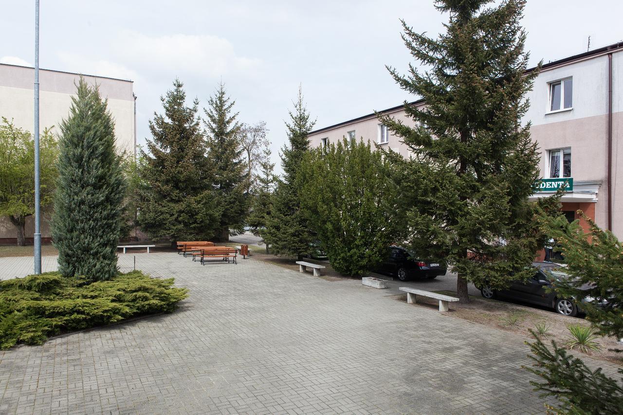 Auberge de jeunesse Dom Studenta Nr 1 Ans W Koninie à Konin  Extérieur photo