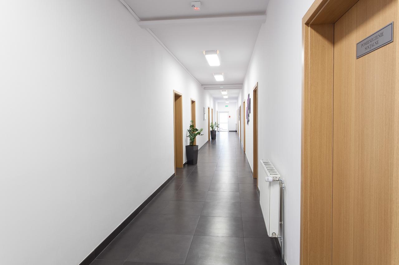 Auberge de jeunesse Dom Studenta Nr 1 Ans W Koninie à Konin  Extérieur photo